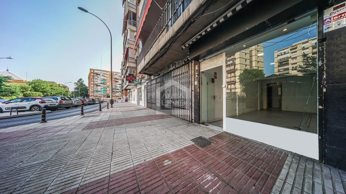 Exterior view of Premises to rent in Alcorcón