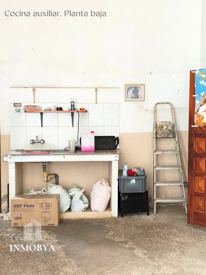 Cuina de Casa o xalet en venda en Tacoronte amb Jardí privat, Terrassa i Moblat