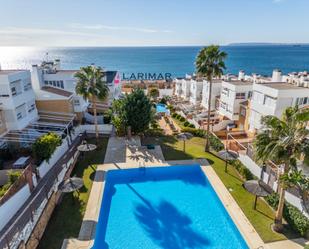 Dormitori de Casa adosada en venda en Alicante / Alacant amb Aire condicionat, Calefacció i Jardí privat