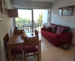 Sala d'estar de Apartament de lloguer en Palamós amb Terrassa