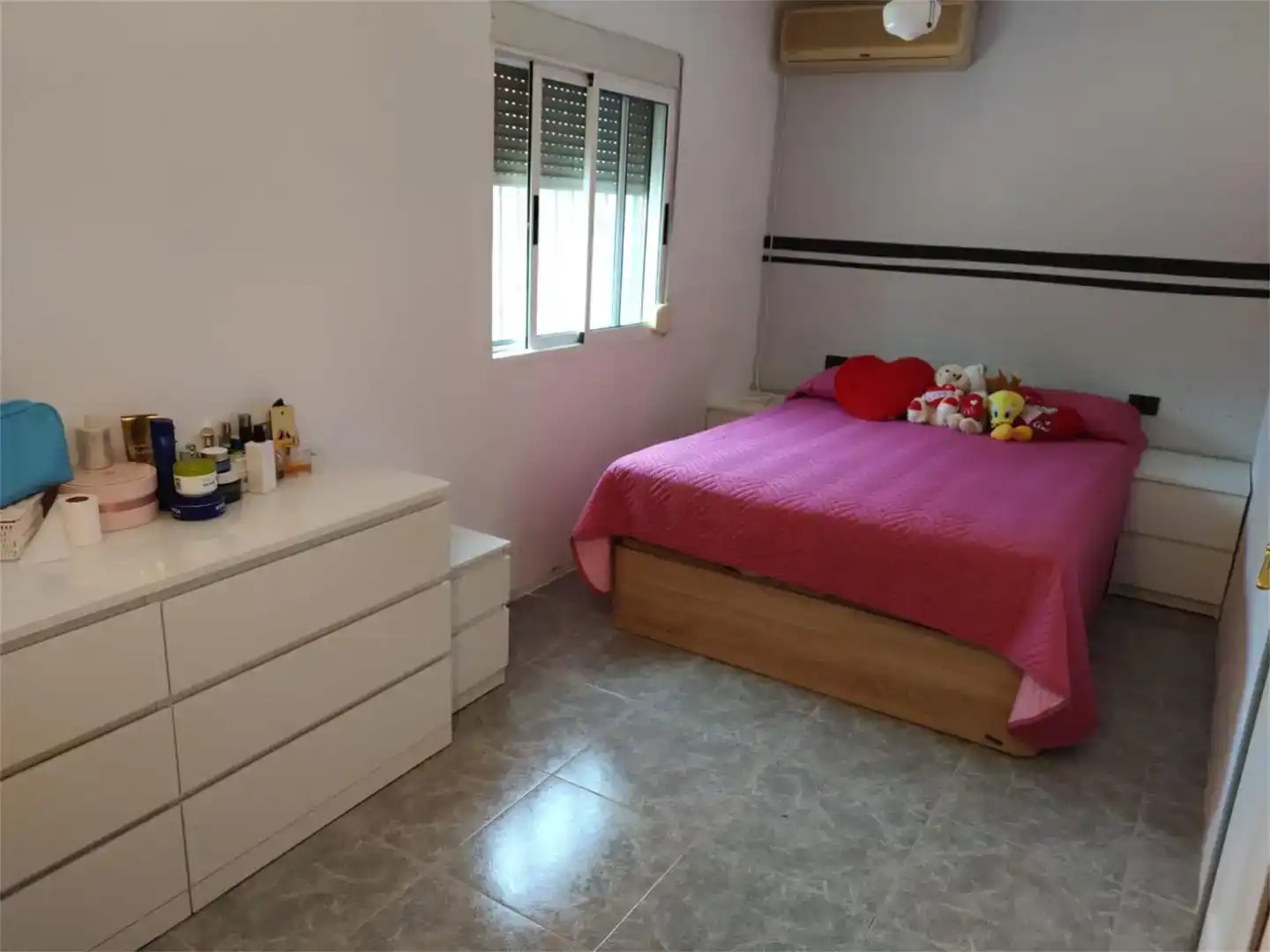 Dormitori de Casa o xalet en venda en Mogente / Moixent amb Aire condicionat i Piscina