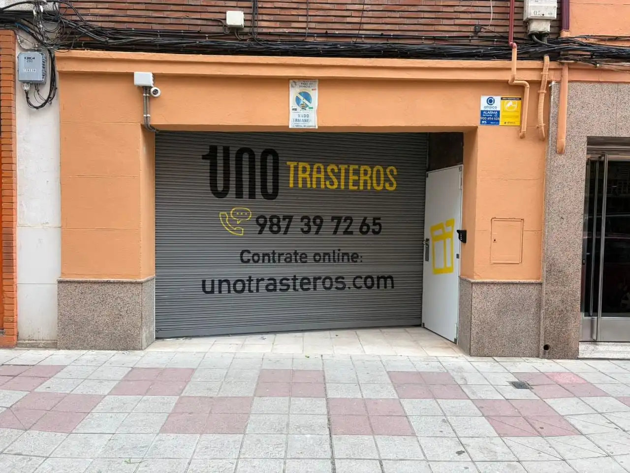 Traster de lloguer a Calle Obispo Almarcha 8 24006 Leon, El Ejido - Santa Ana