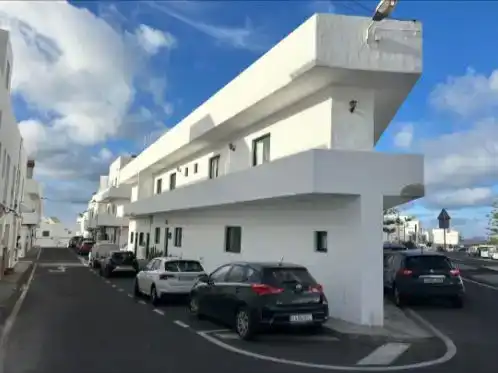 Vista exterior de Casa o xalet en venda en Tinajo amb Balcó