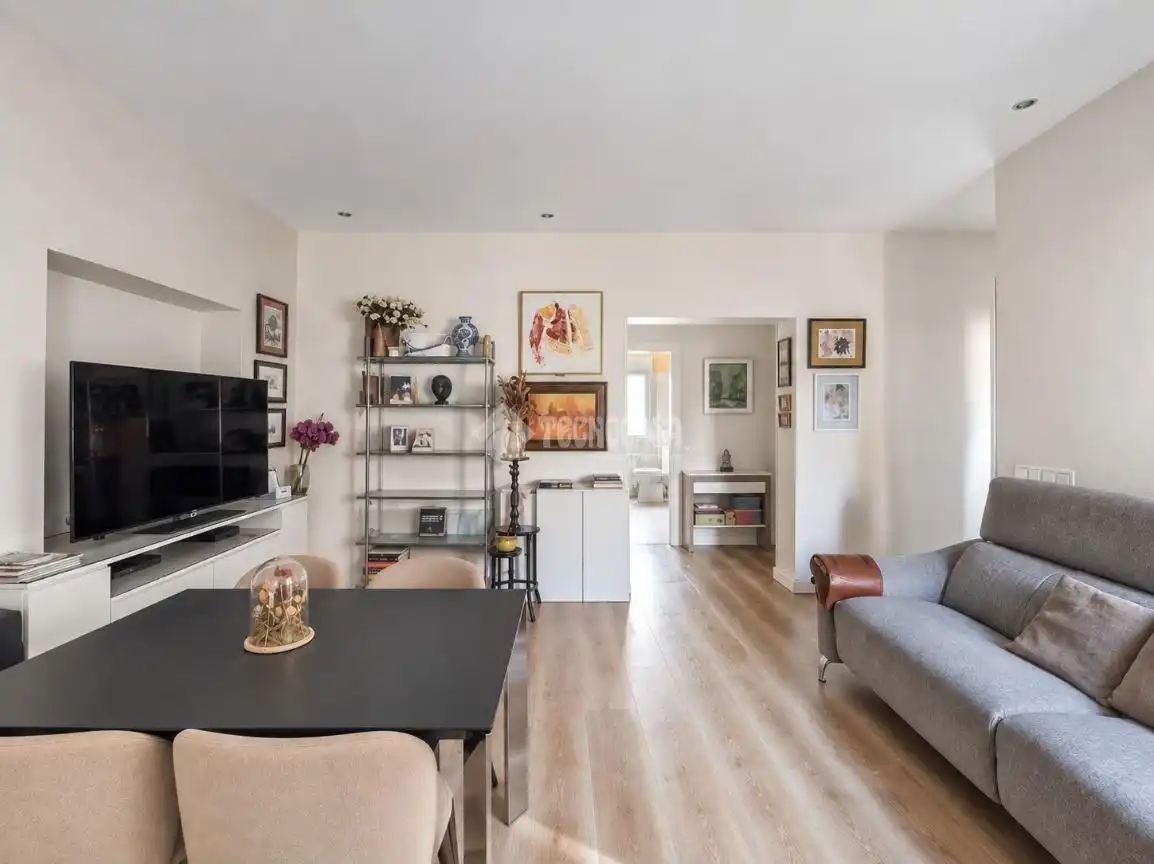 Living room of Flat for sale in Madrid  with Air Conditioner, Heating and Home automation