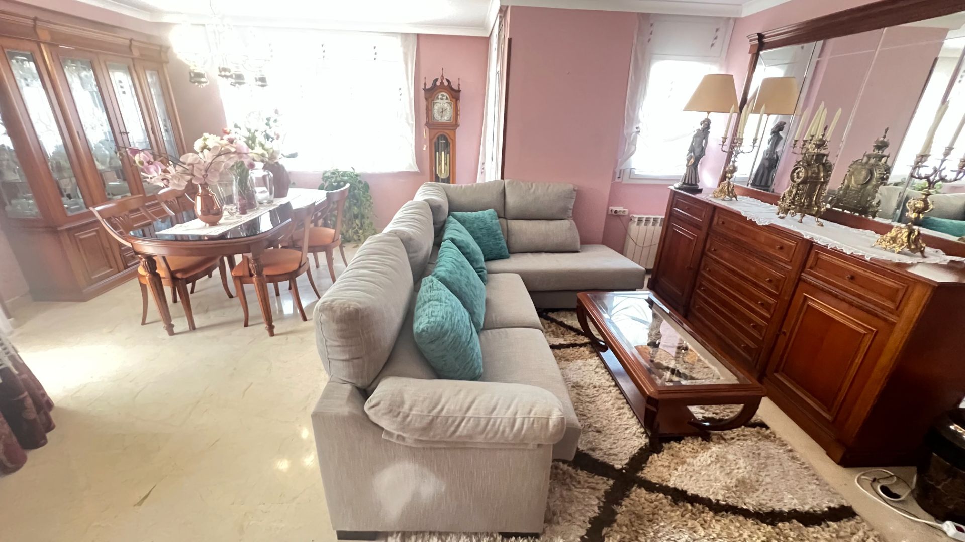 Living room of Flat for rent in Terrassa  with Air Conditioner, Heating and Furnished