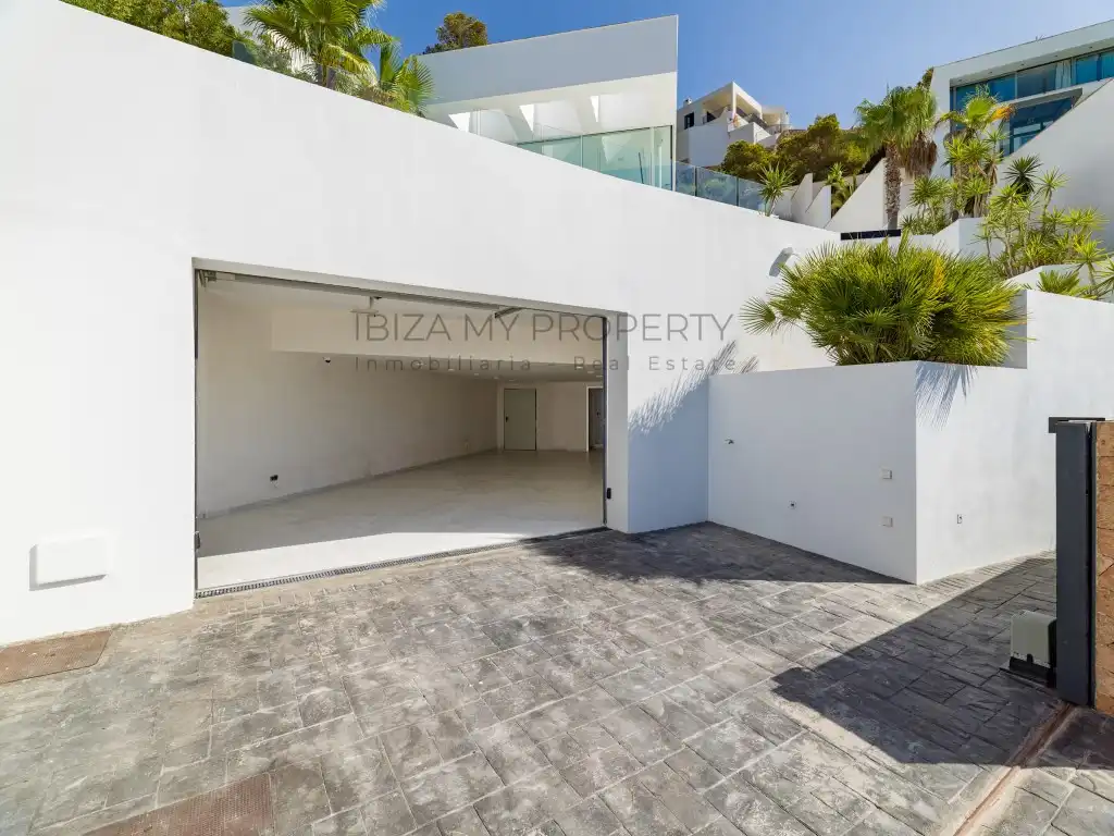 Casa o chalet en venta en Santa Eulària des Riu con Aire acondicionado, Trastero y Piscina