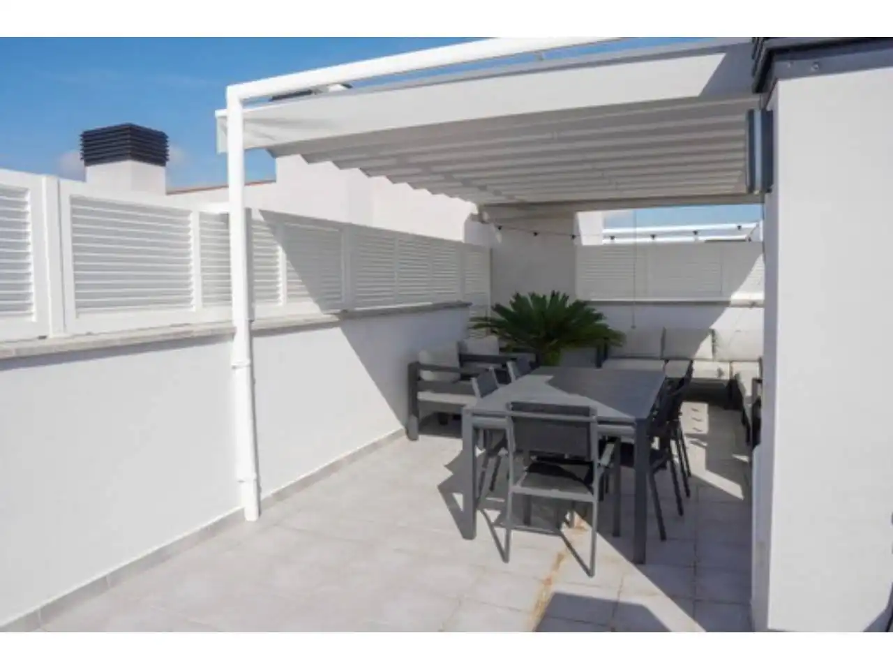 Flat for rent in Calle de les pinyes, 4, Marítim