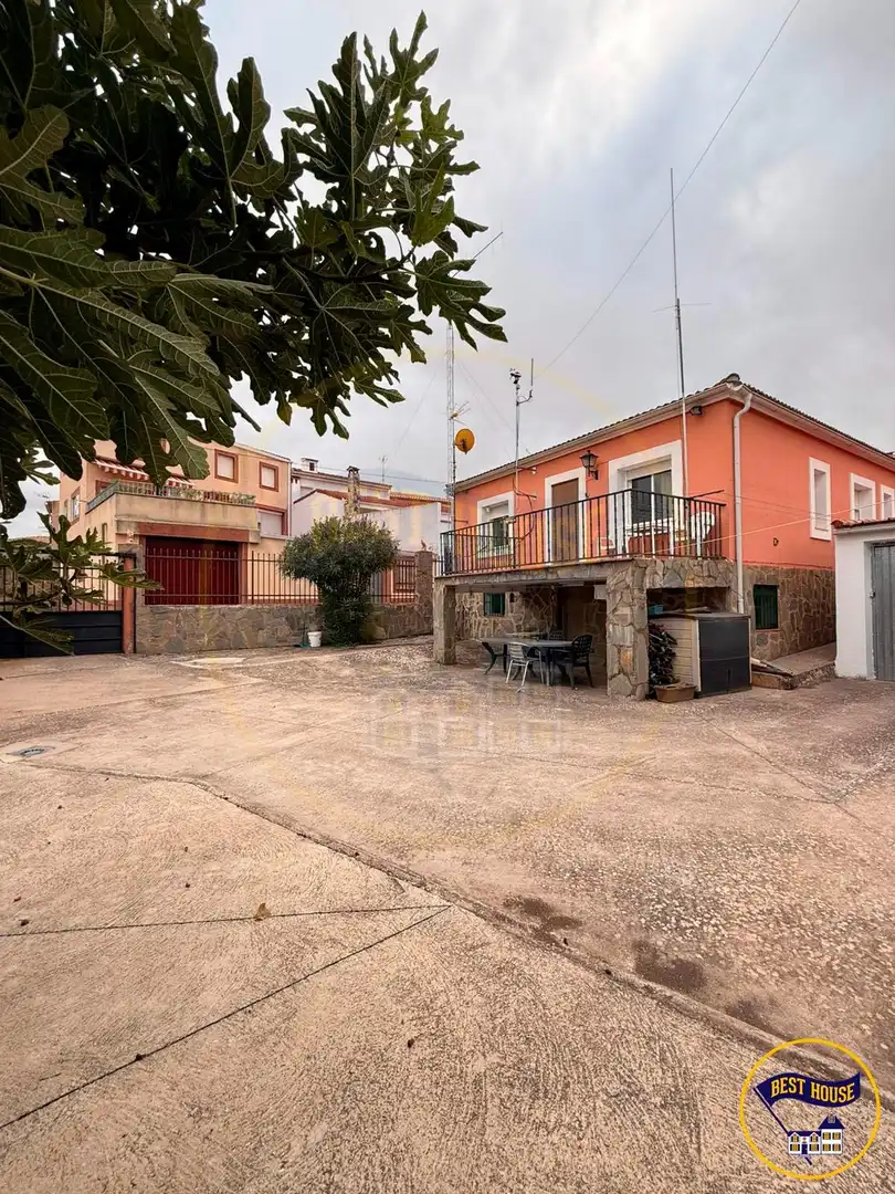 Country homes for sale in CASCA, Tinajas