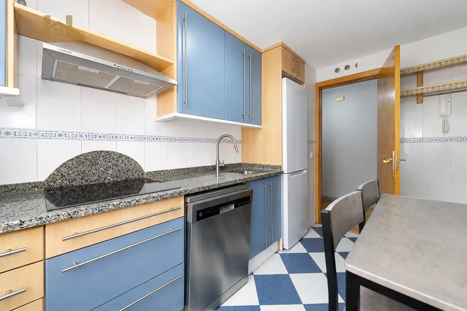 Kitchen of Flat for sale in Valdemoro  with Air Conditioner, Heating and Storage room