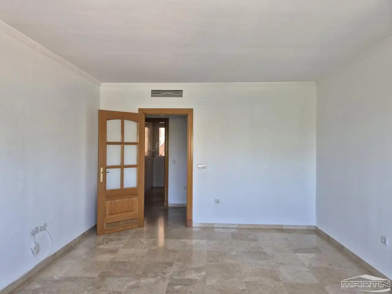 Piso de alquiler en Lucena con Aire acondicionado, Terraza y Piscina comunitaria