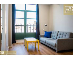 Bedroom of Flat to rent in  Barcelona Capital  with Air Conditioner, Parquet flooring and Terrace