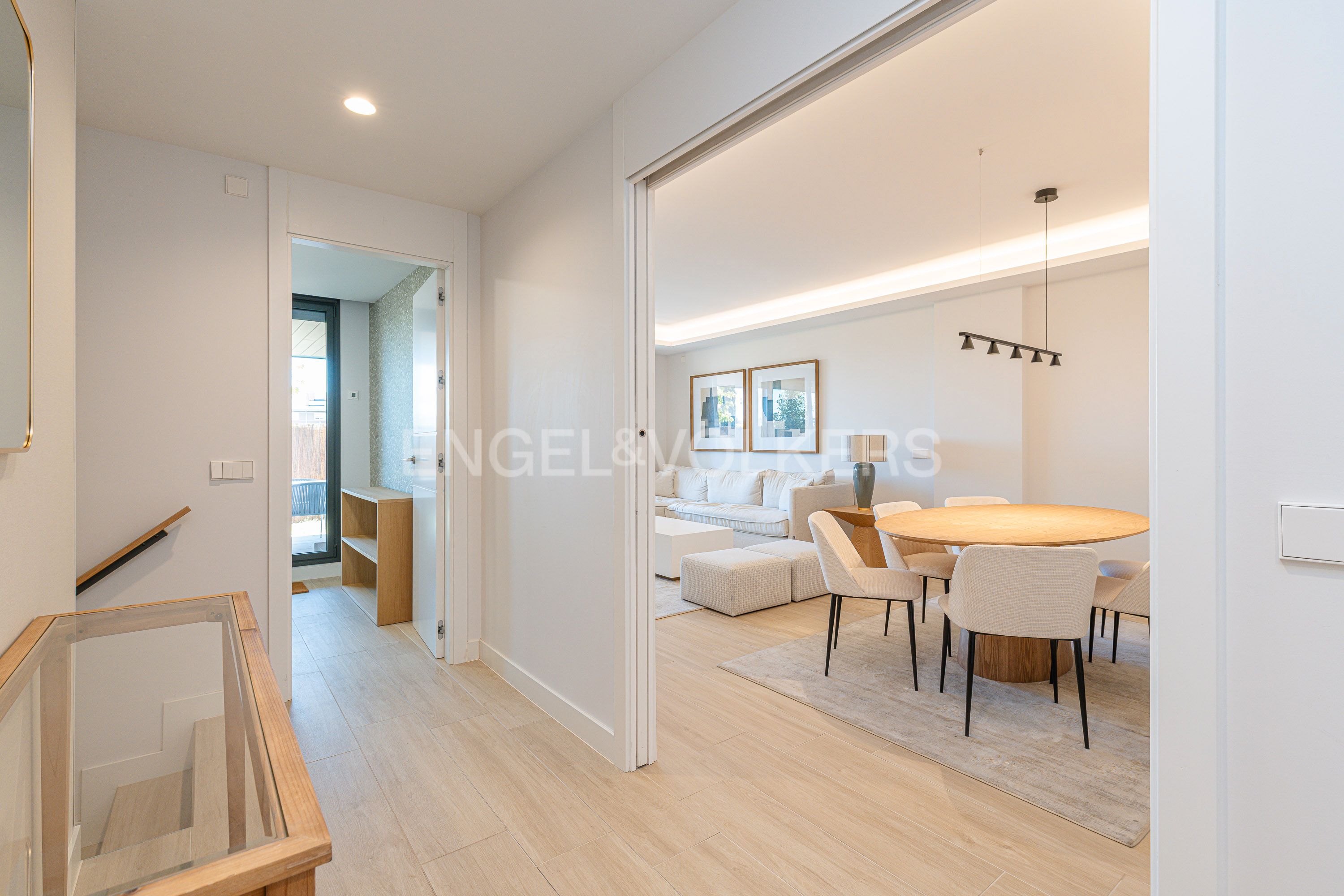 Sala d'estar de Apartament de lloguer en Majadahonda amb Aire condicionat, Calefacció i Jardí privat