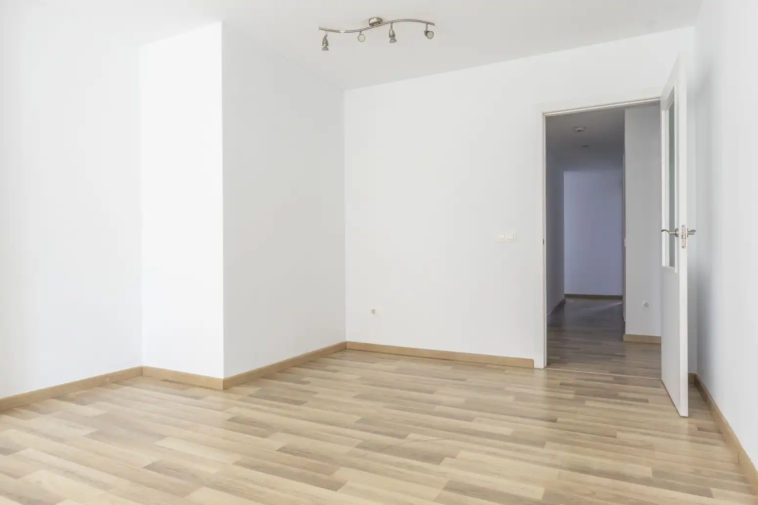 Piso con ascensor en venta en Zona Calle Valencia, imagen 6