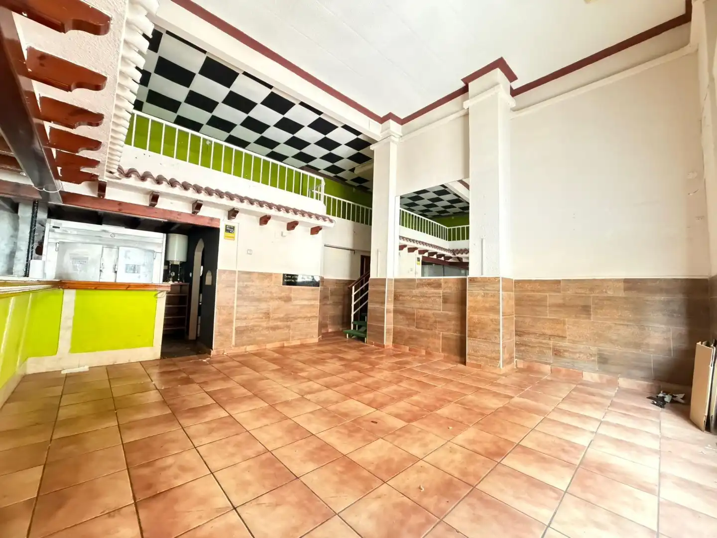 Local comercial en venda a Calle Fernando Díaz de Mendoza 25, imagen 4