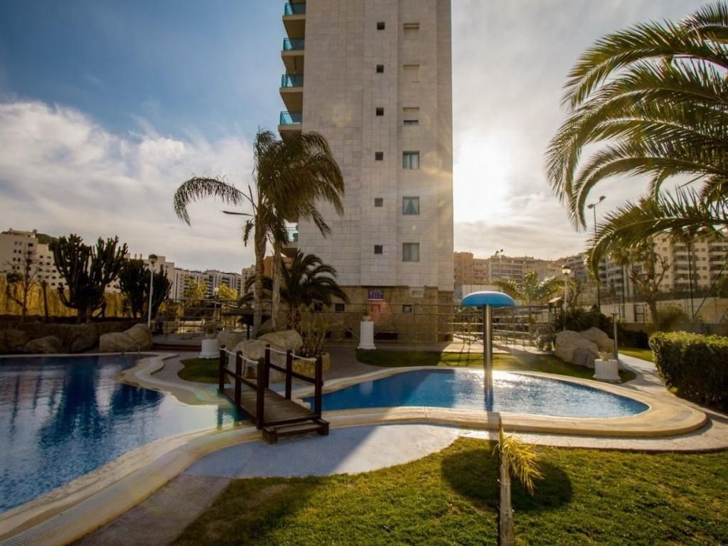 Swimming pool of Flat for sale in Villajoyosa / La Vila Joiosa  with Private garden, Terrace and Community pool