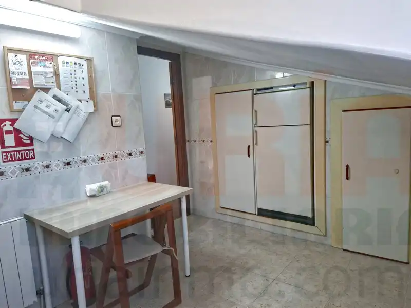 Kitchen of Attic for rent in Oviedo   with Heating, Terrace and Furnished