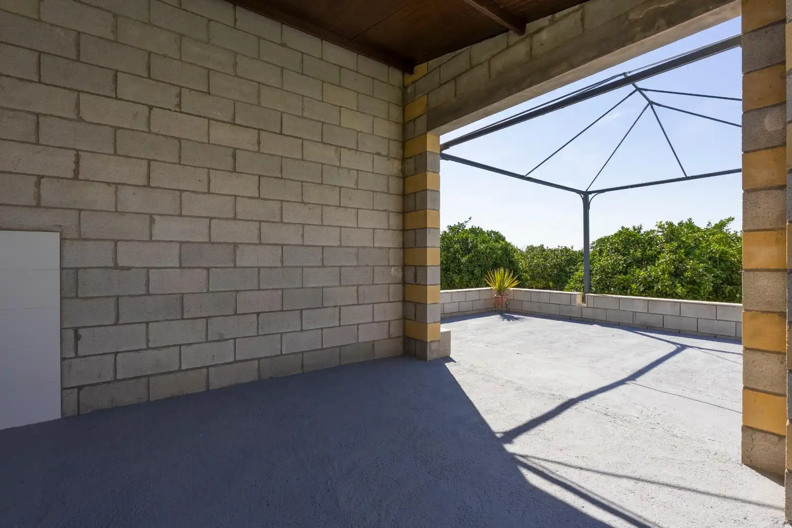 Terraza de Casa o chalet en venta en La Puebla del Río con Terraza, Trastero y Piscina