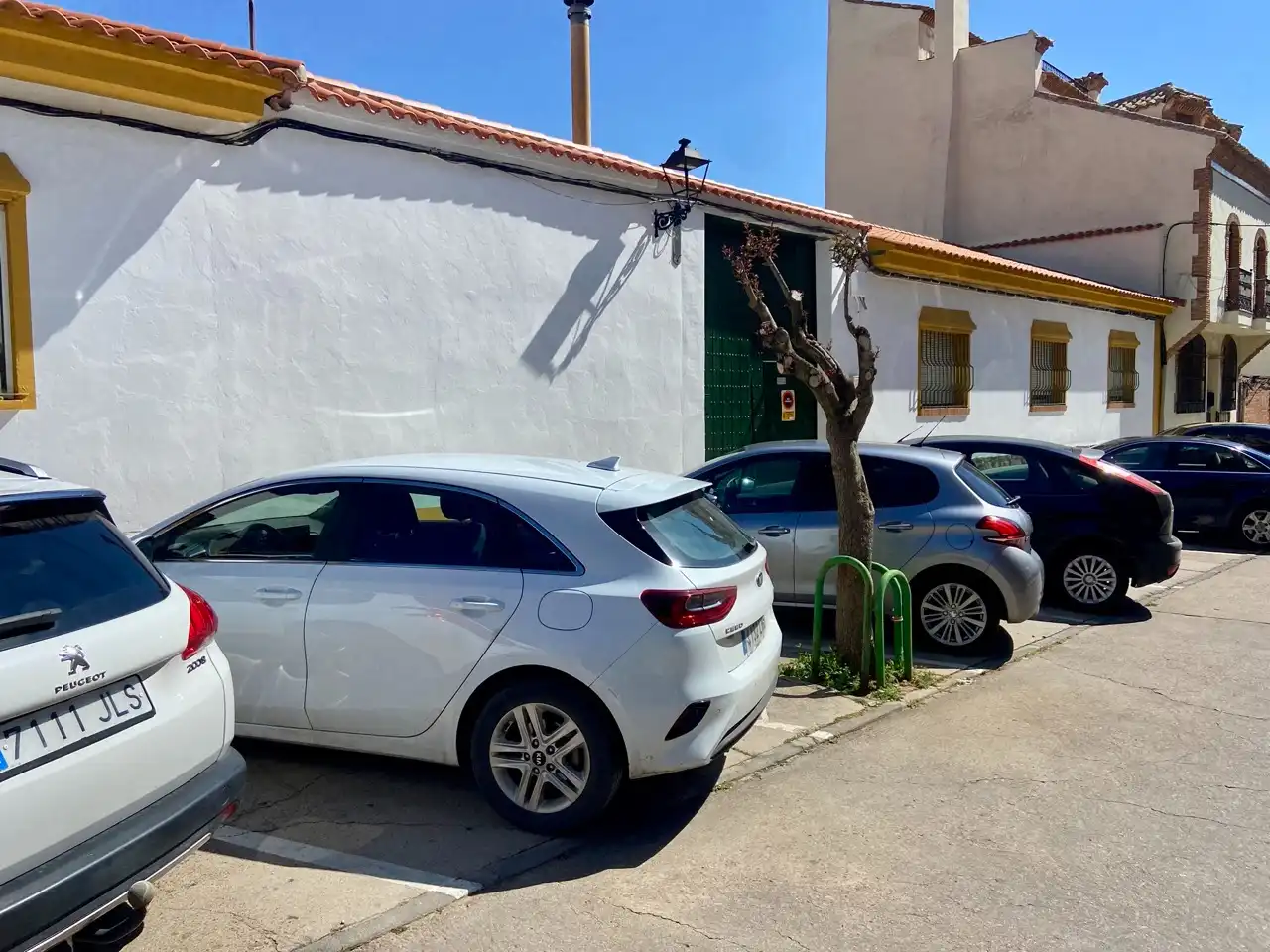 House with terrace for sale in Calle Umbría, imagen 2