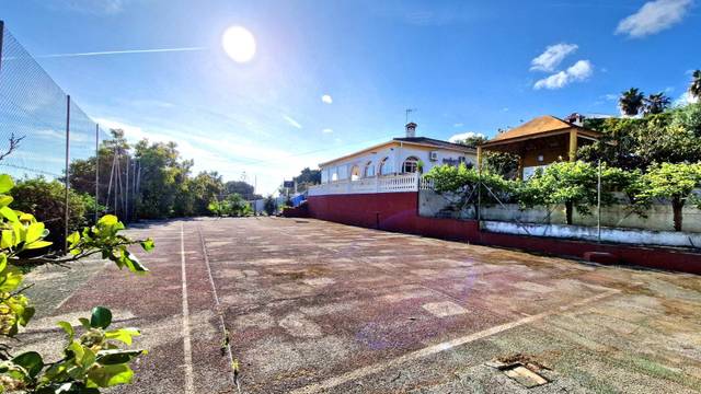 Casa-chalet en Venta en El Romeral - Peñón de Zapata