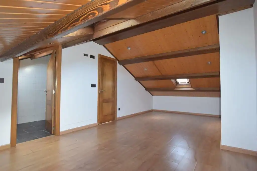 Casa o xalet en venda en Cee amb Calefacció, Parquet i Moblat