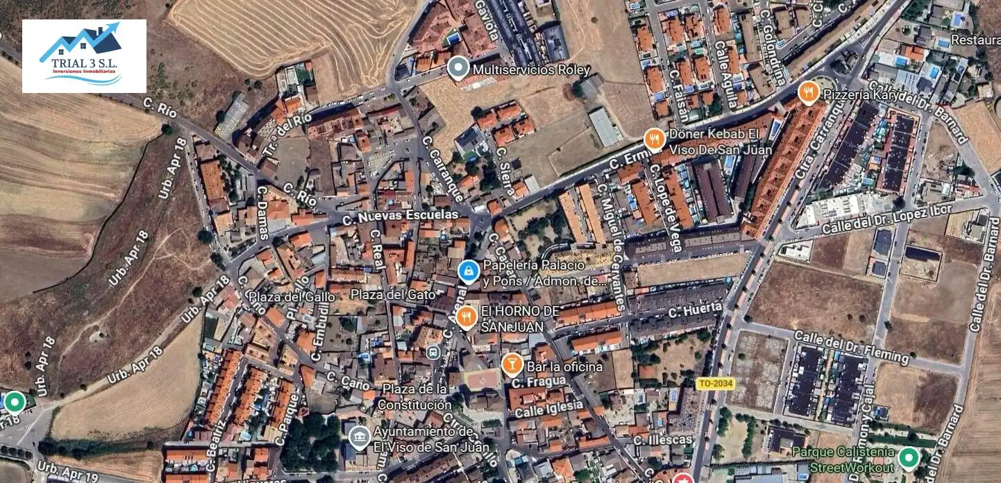 Vista exterior de Piso en venta en El Viso de San Juan con Piscina comunitaria
