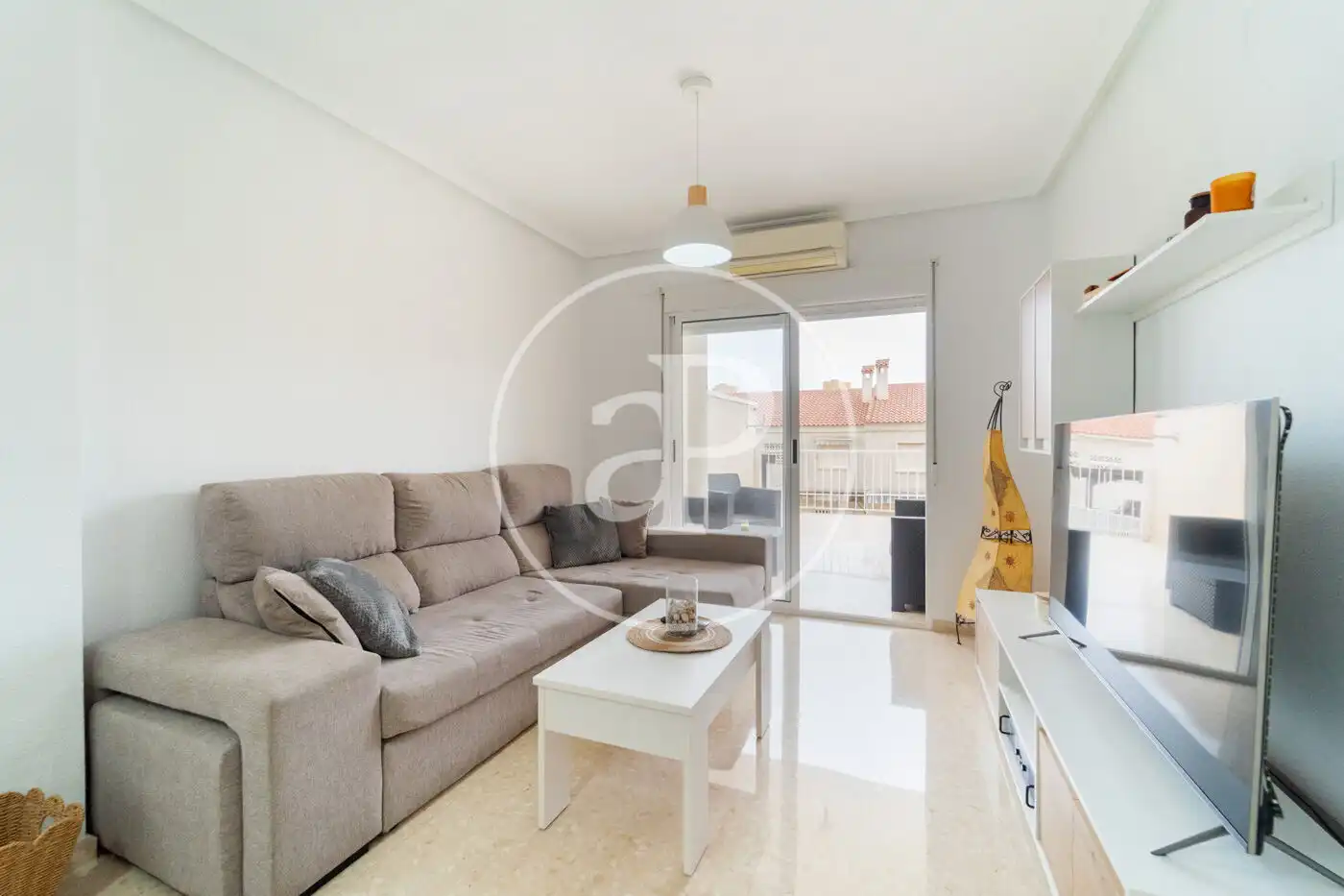 Wohnzimmer von Wohnung zum Verkauf in Elche / Elx mit Klimaanlage, Heizung und Privatgarten