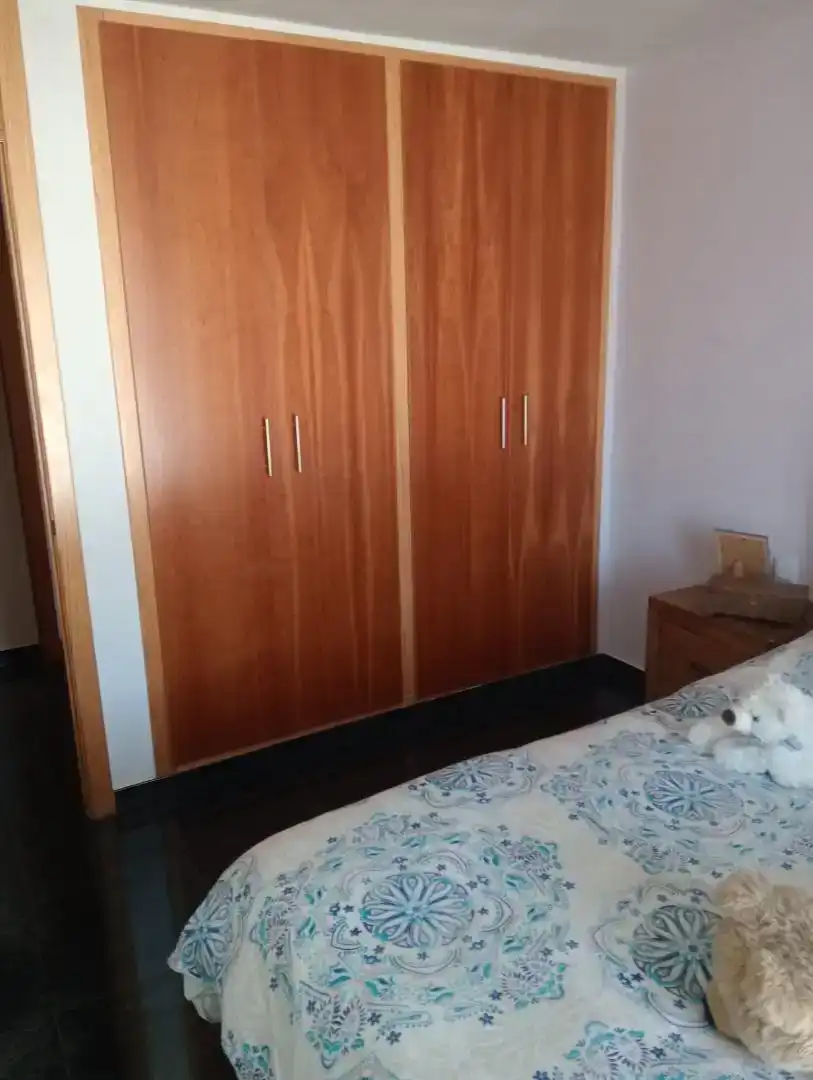 Habitación de Casa adosada en venta en Tragacete con Balcón