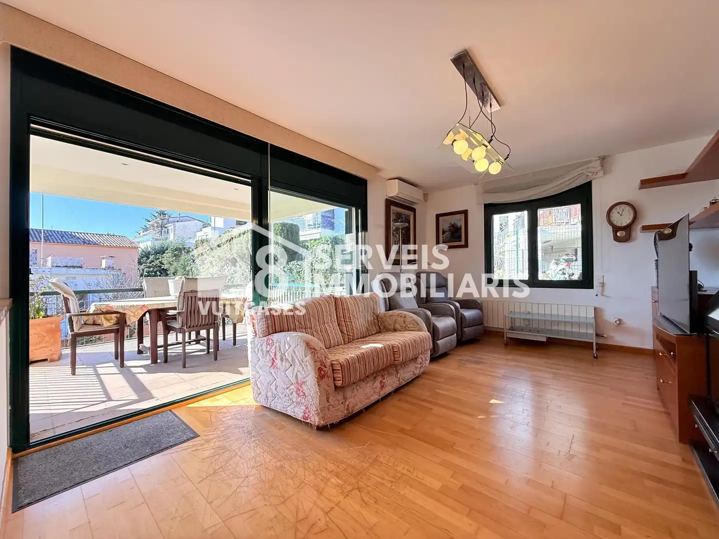 Sala de estar de Casa o chalet en venta en Sant Vicenç de Montalt con Calefacción, Jardín privado y Piscina