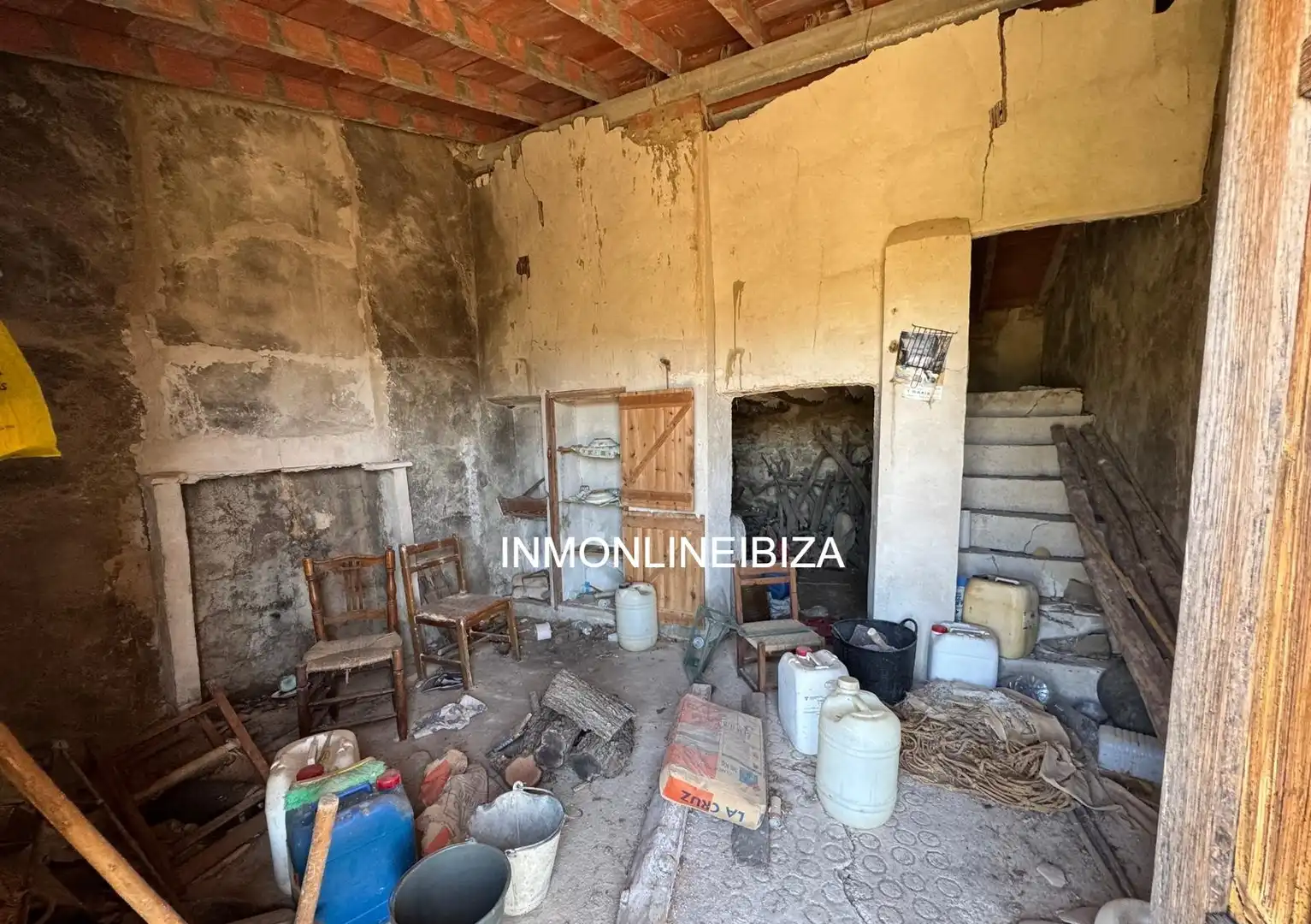 Land for sale in Tàrbena