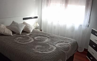 Bedroom of Flat for sale in Valle de Trápaga-Trapagaran  with Balcony