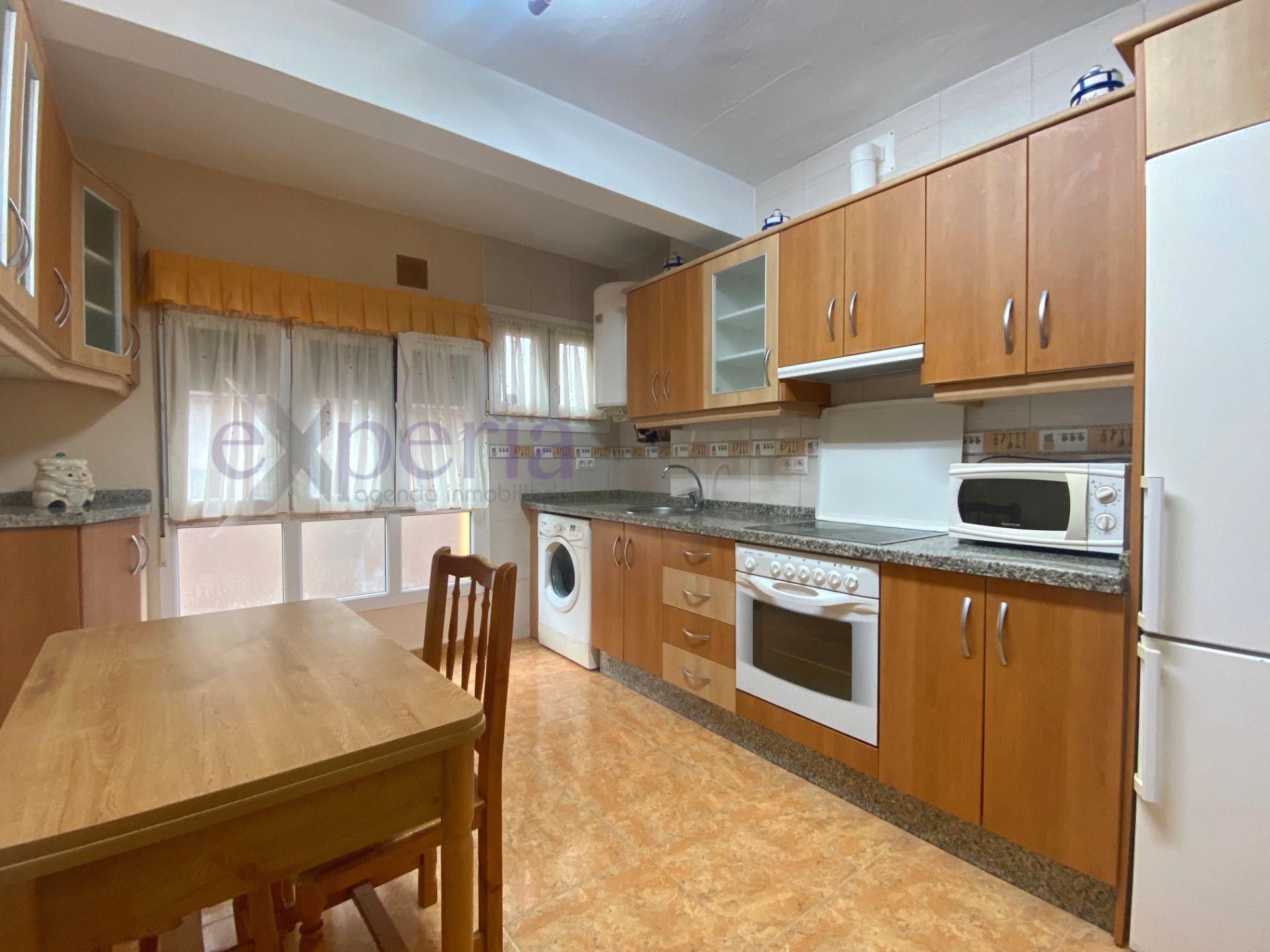 Kitchen of Flat to rent in Langreo  with Furnished
