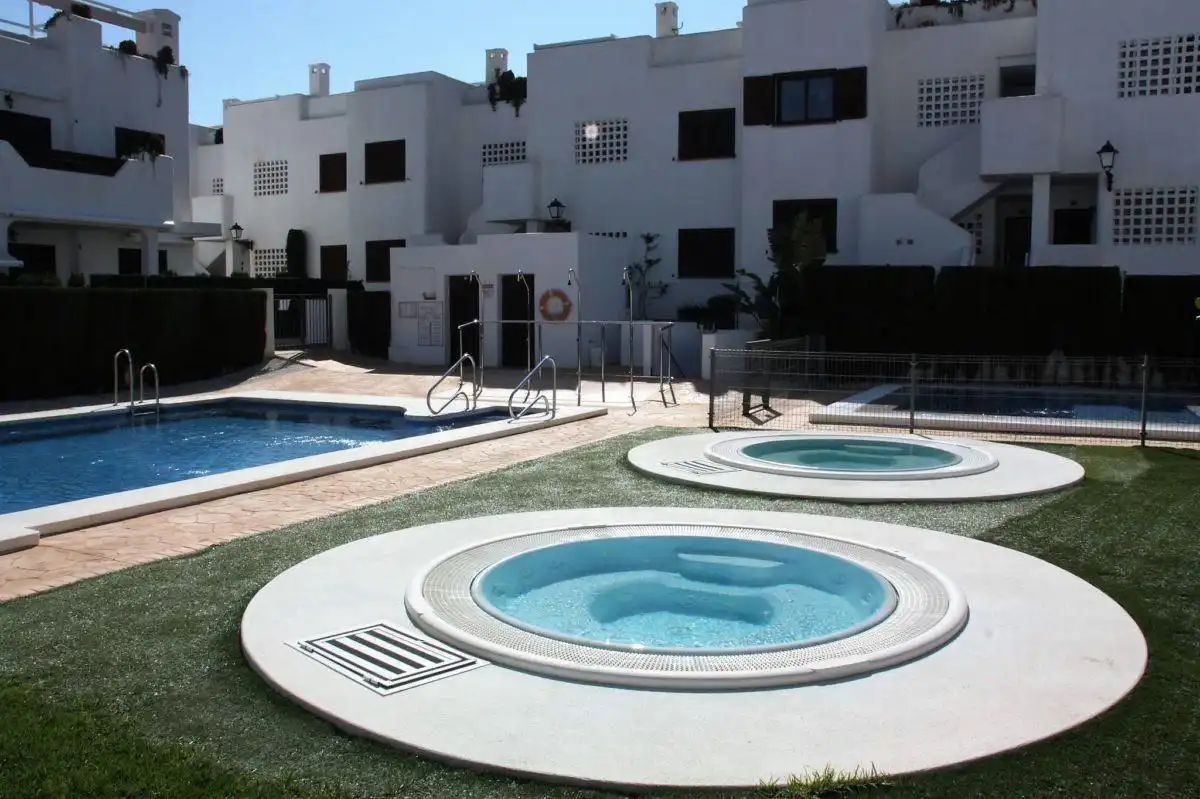 Schwimmbecken von Erdgeschoss zum Verkauf in Pulpí mit Klimaanlage, Terrasse und Möbliert