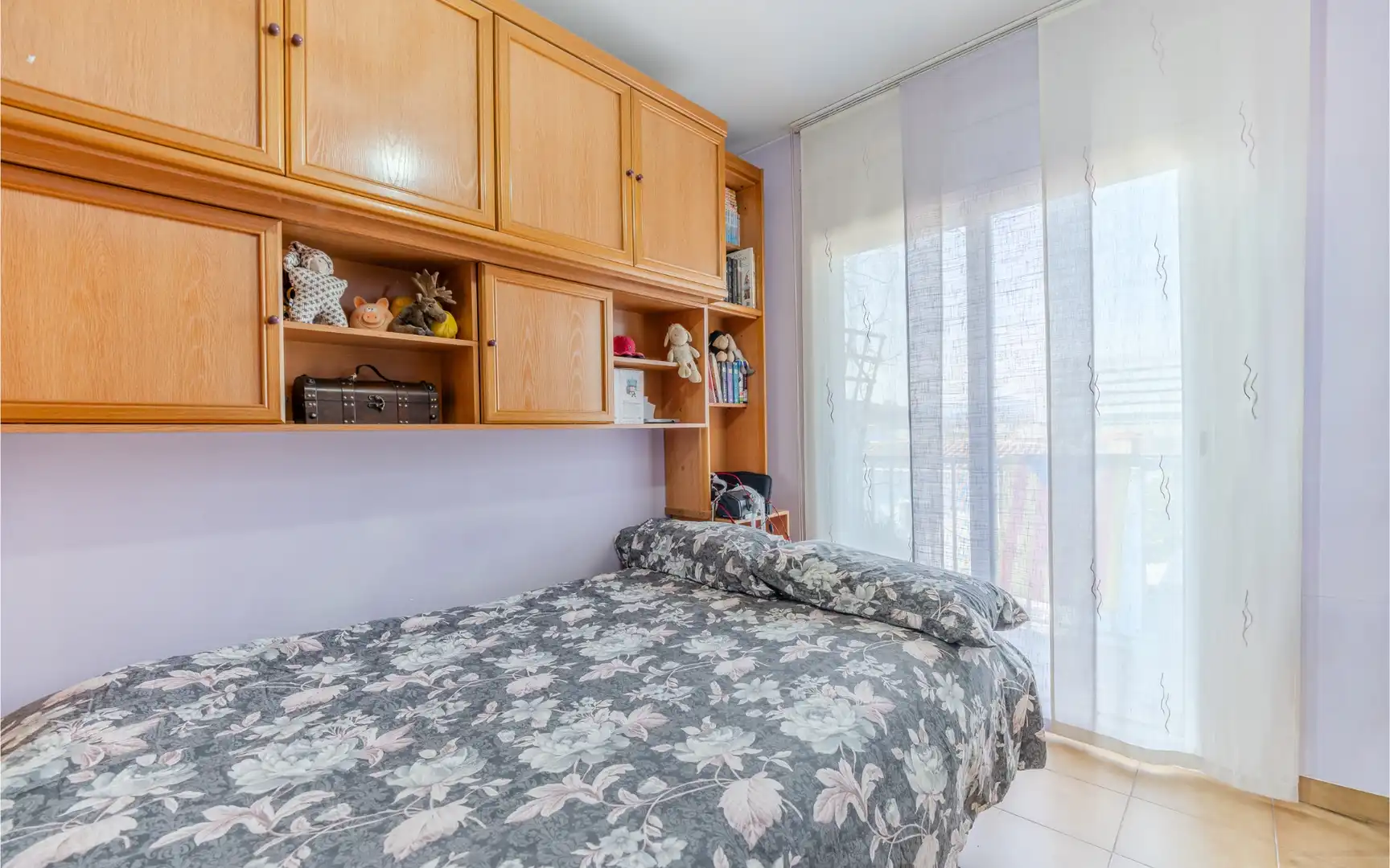 Habitación de Casa o chalet en venta en Girona con Aire acondicionado, Calefacción y Jardín privado