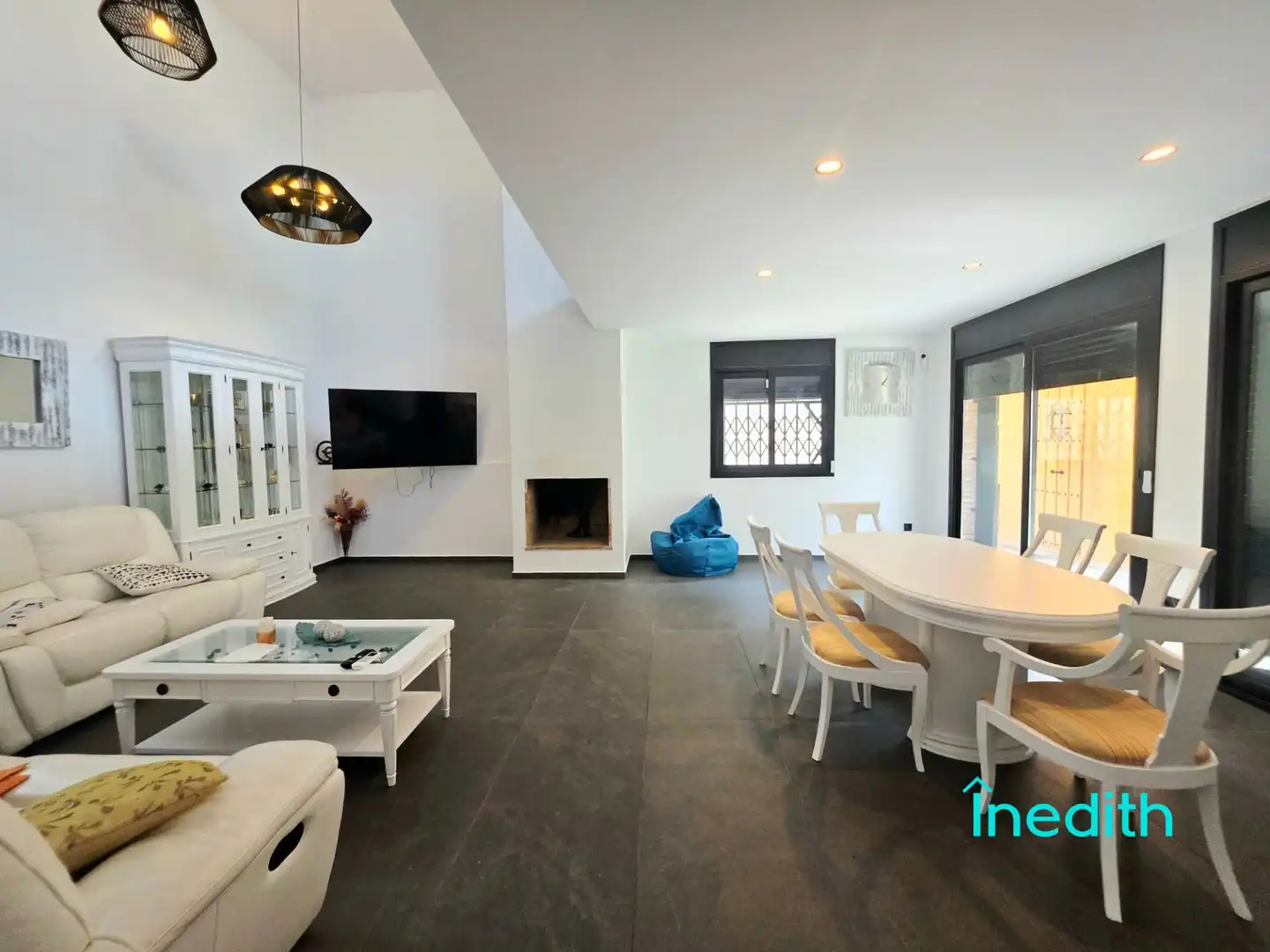 Living room of Houses for sale in Calafell  with Air Conditioner, Heating and Terrace