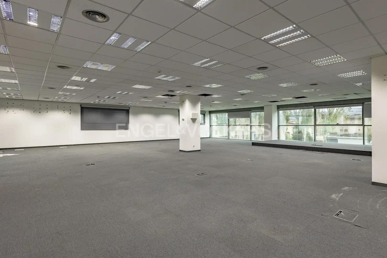 Office space with lift to rent in Zona Industrial, imagen 43