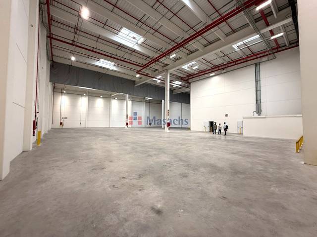 Nave industrial en Alquiler en Femades en Almeda - El Corte Inglés