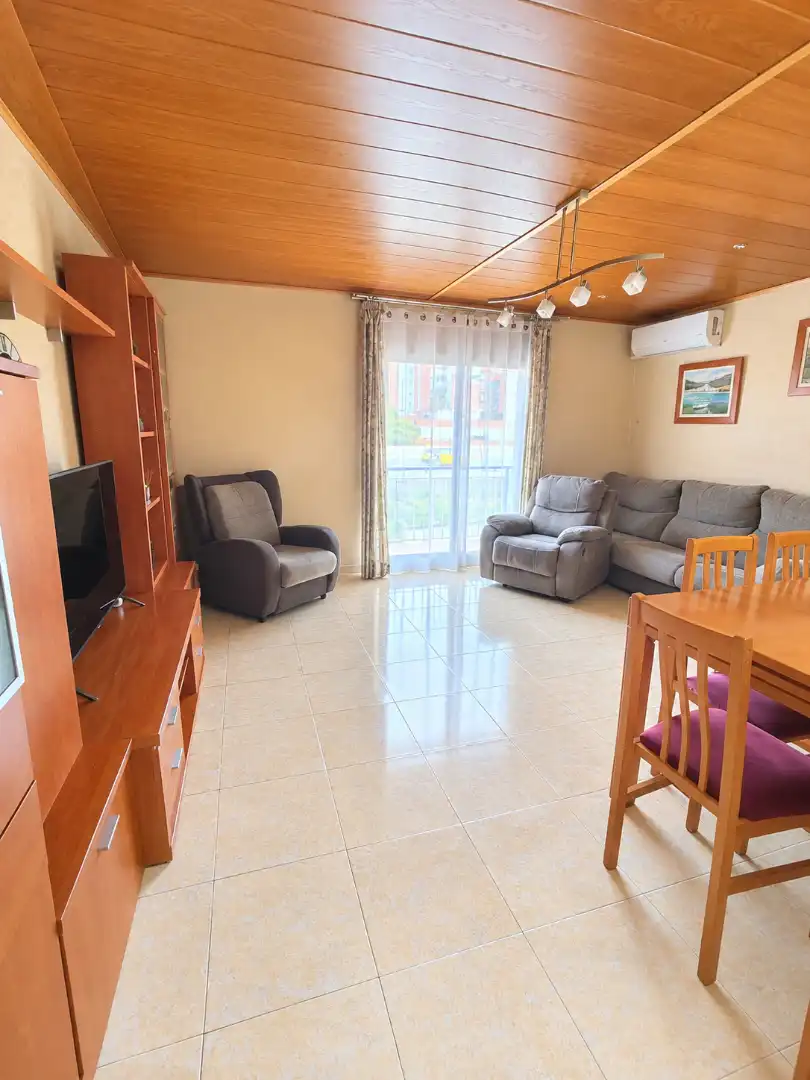 Flat with terrace for sale in Carrer Porvenir