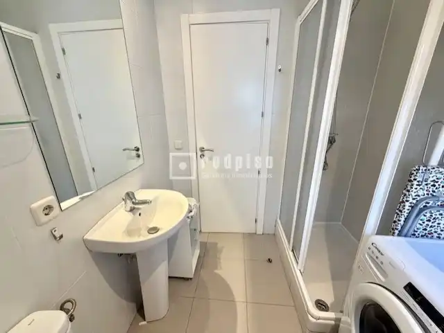 Baño de Piso en venta en Madrid con Aire acondicionado, Calefacción y Parquet