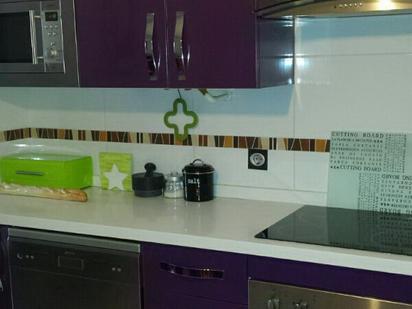 Kitchen of Apartment for sale in Salamanca Capital