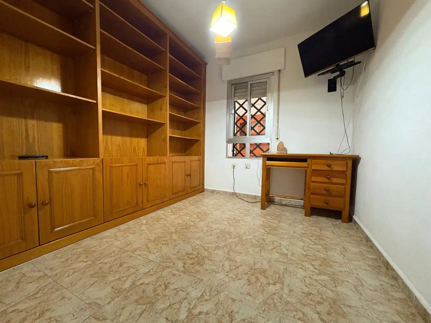 Bedroom of Detached homes for sale in Algeciras  with Air Conditioner, Terrace and Storage room