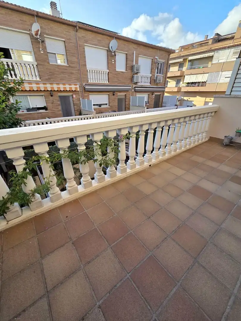 Maison mitoyenne avec terrasse à vendre à Carrer Carrer Gironès, imagen 5