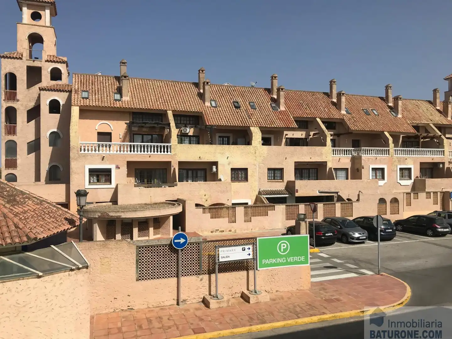 Dúplex en venta en León Herrero - Bahía sur
