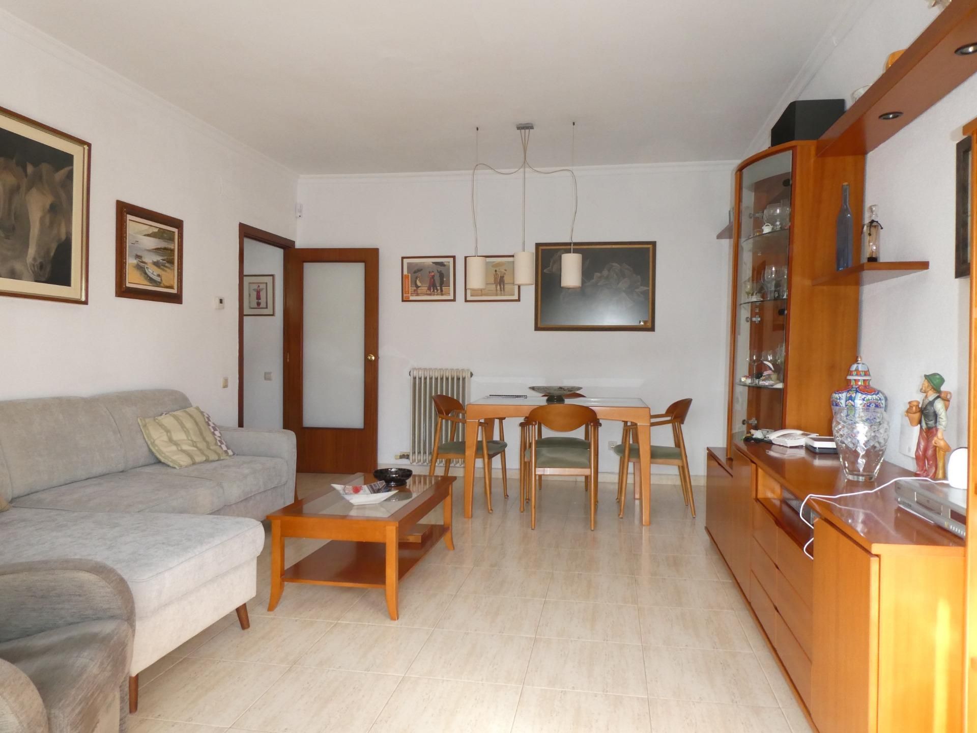 Sala d'estar de Pis en venda en Montornès del Vallès amb Calefacció, Terrassa i Balcó