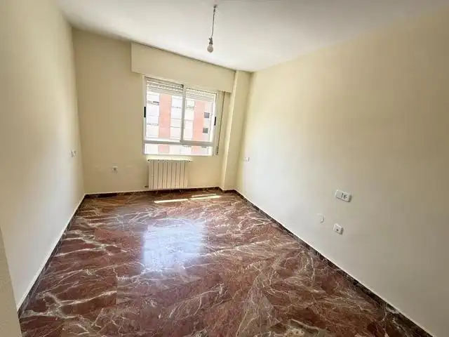 Schlafzimmer von Wohnung zur Miete in Murcia mit Klimaanlage und Abstellraum