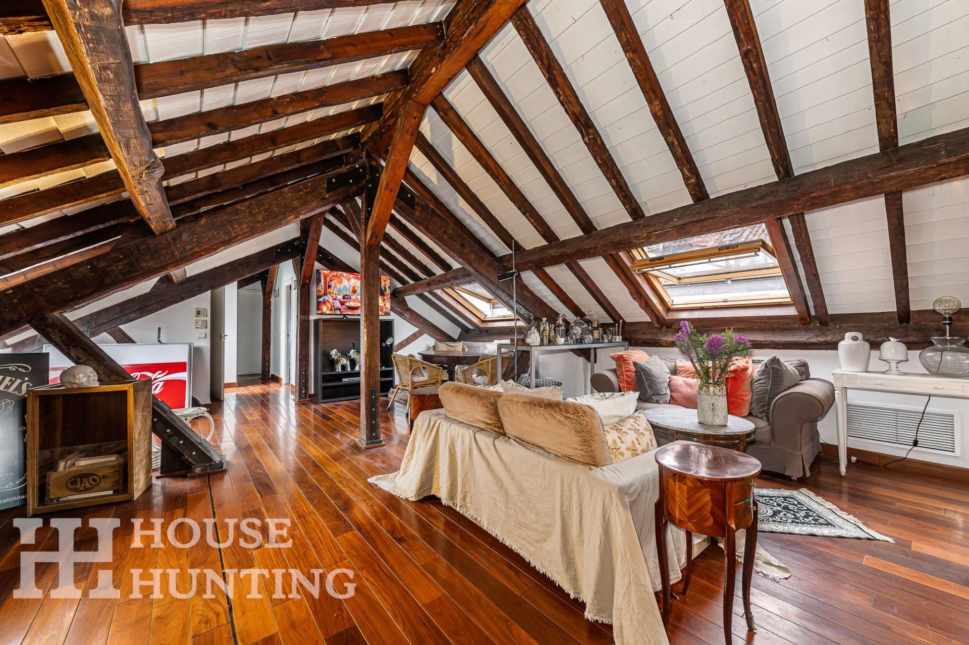 Sala d'estar de Àtic en venda en  Madrid Capital