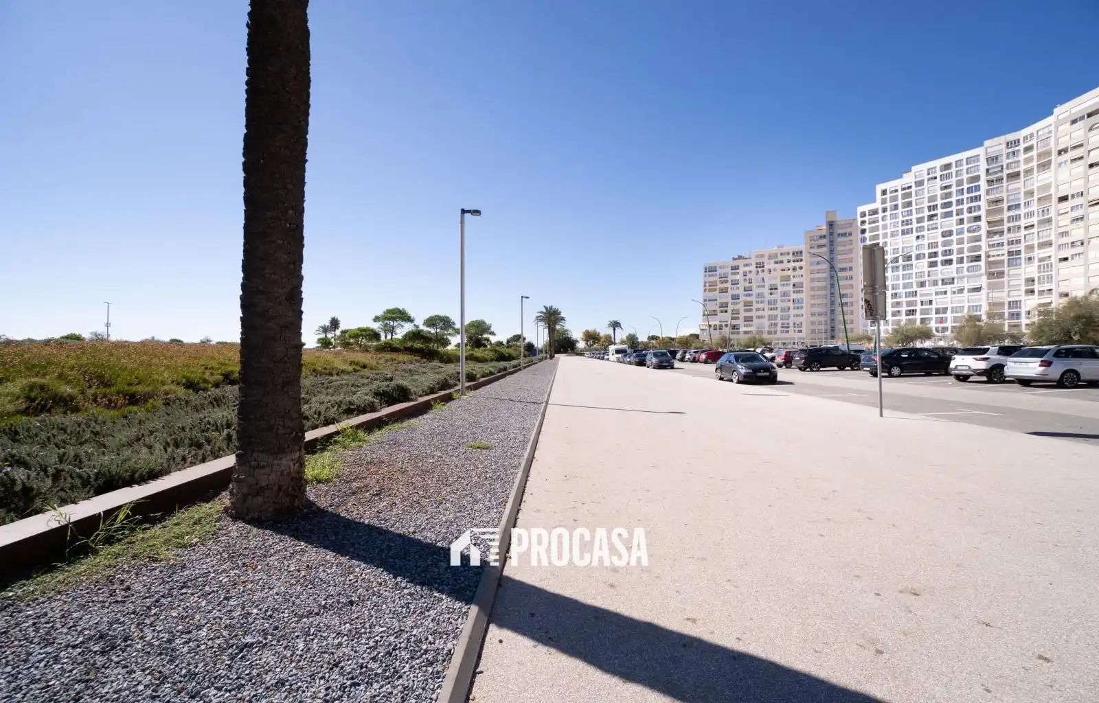 Wohnung zum Verkauf in Empuriabrava mit Klimaanlage, Heizung und Terrasse