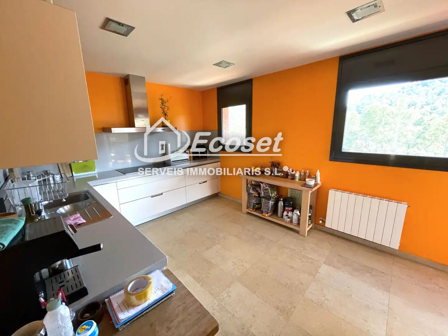 Cocina de Casa o chalet en venta en Cervelló con Calefacción, Jardín privado y Terraza