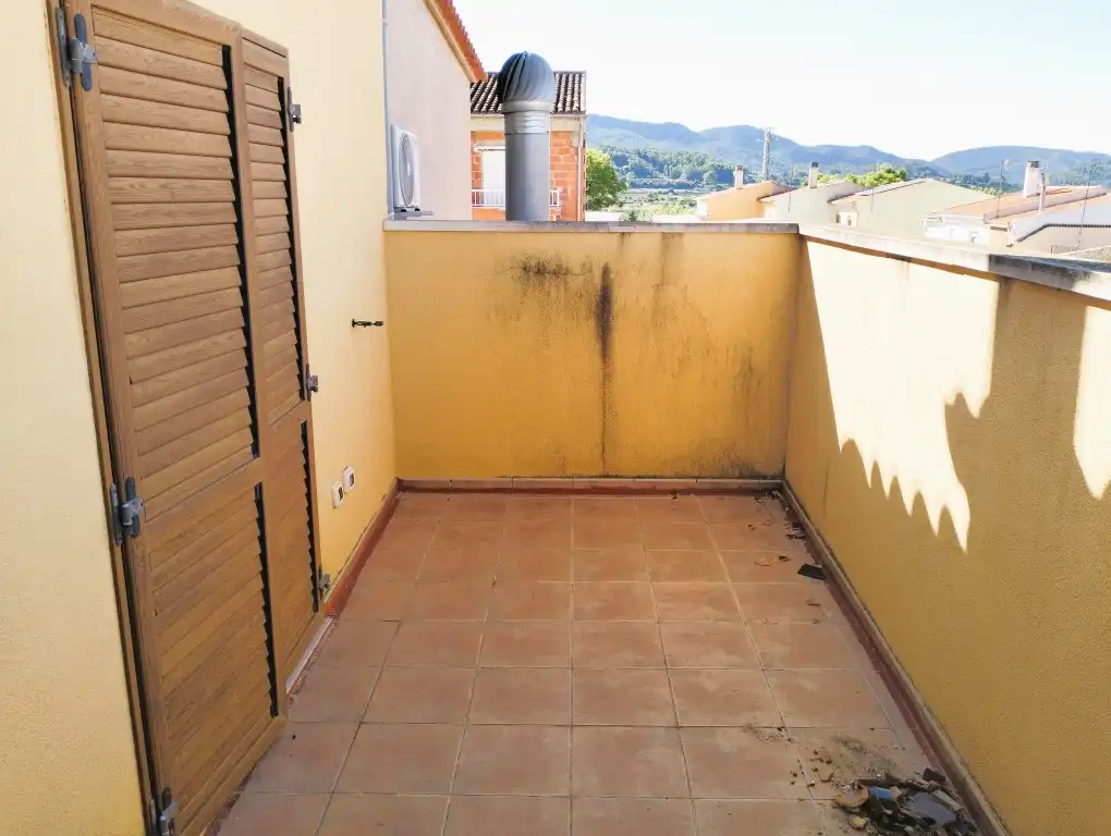 Terrassa de Casa adosada en venda en Llocnou d'En Fenollet amb Aire condicionat, Terrassa i Traster