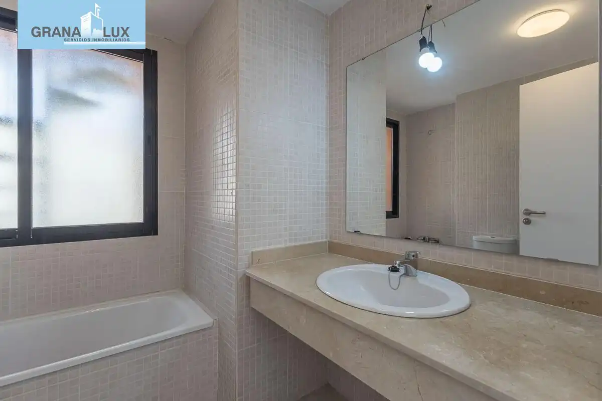 Casa a schiera con terrazza in vendita a Calle del Majuelo, imagen 32