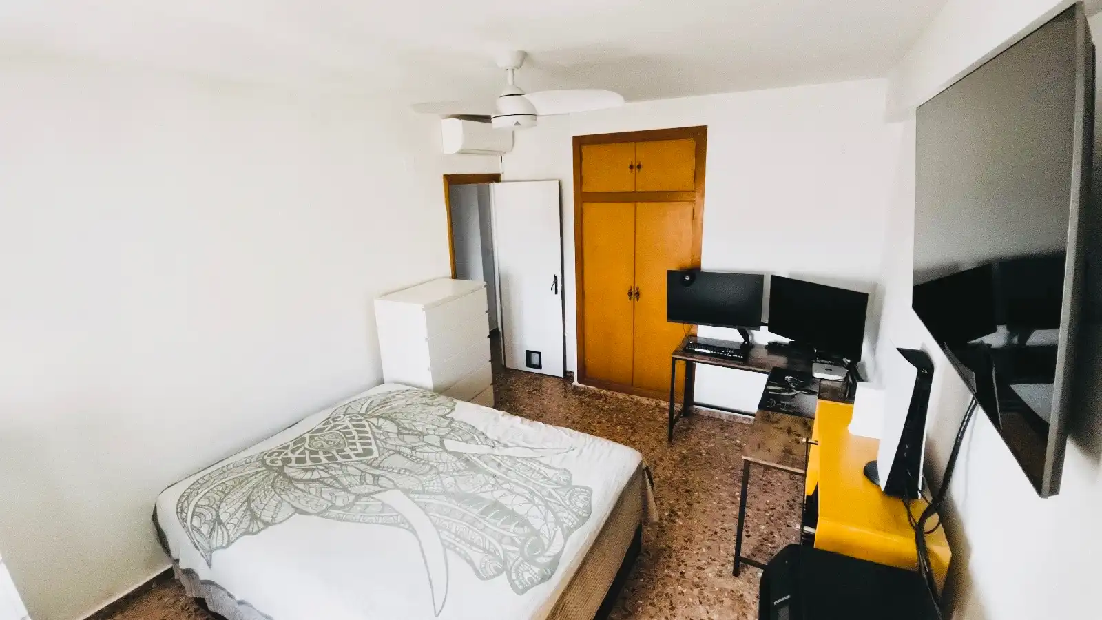 Bedroom of Apartments for sale in Oliva  with Air Conditioner, Heating and Terrace